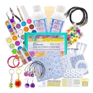 ⏰ Dárek na poslední chvíli? Daruj sadu Big Charm! Odeslání ještě stíháme a navíc je ve slevě. 😍🎄 👉 www.resinstudio.cz